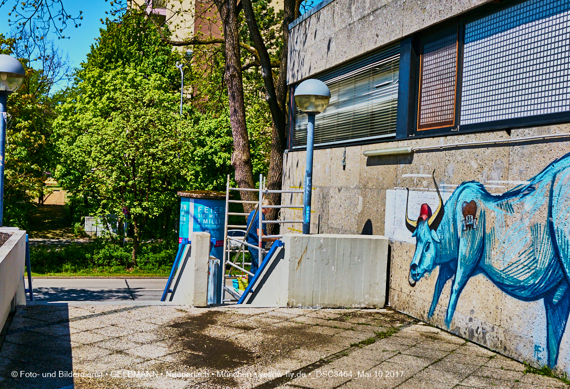 21.03.2017 - Abrissbaustelle Quiddezentrum in Neuperlach